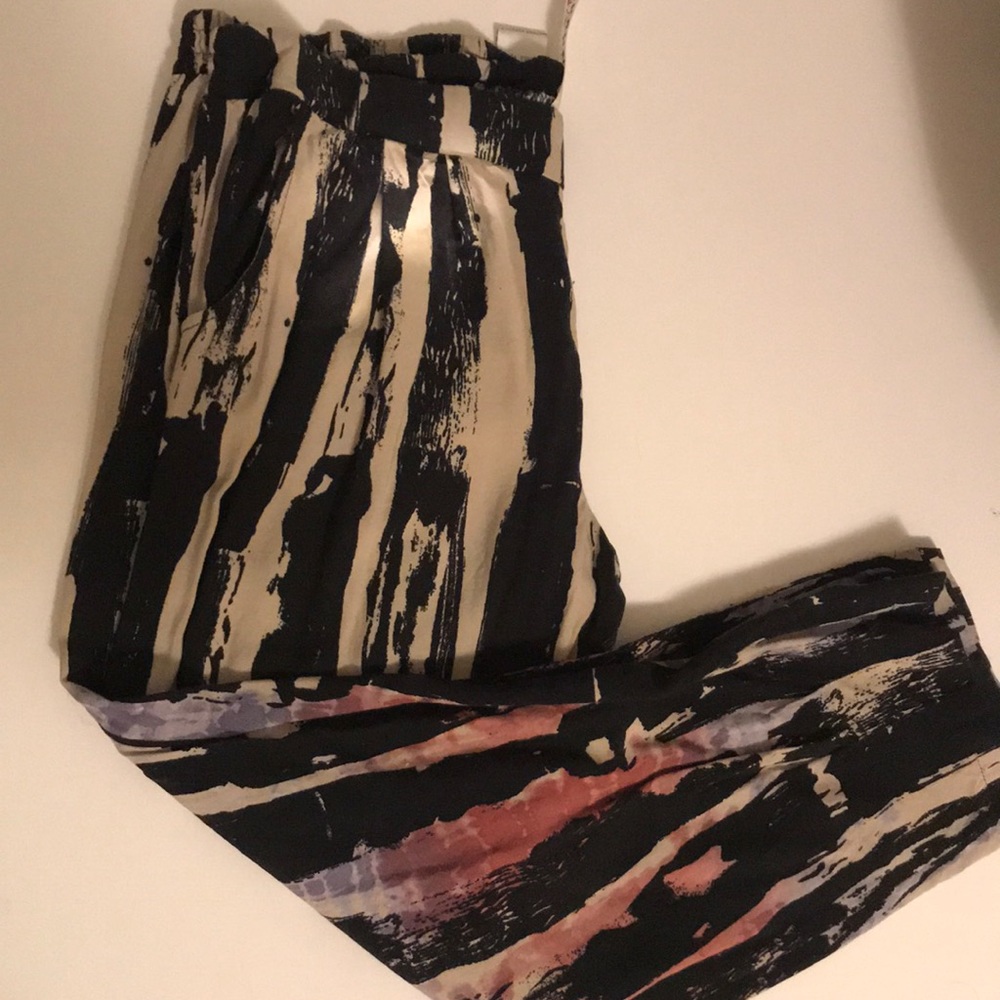 Soft cropped pants